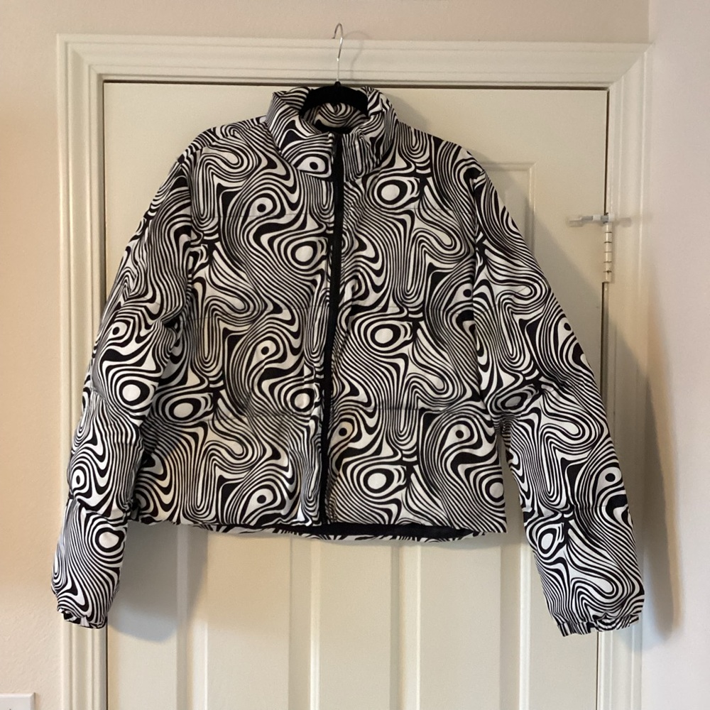 SHEIN XL PUFFER JACKET
